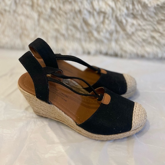 Preloved Espadrille - Picture 3 of 3